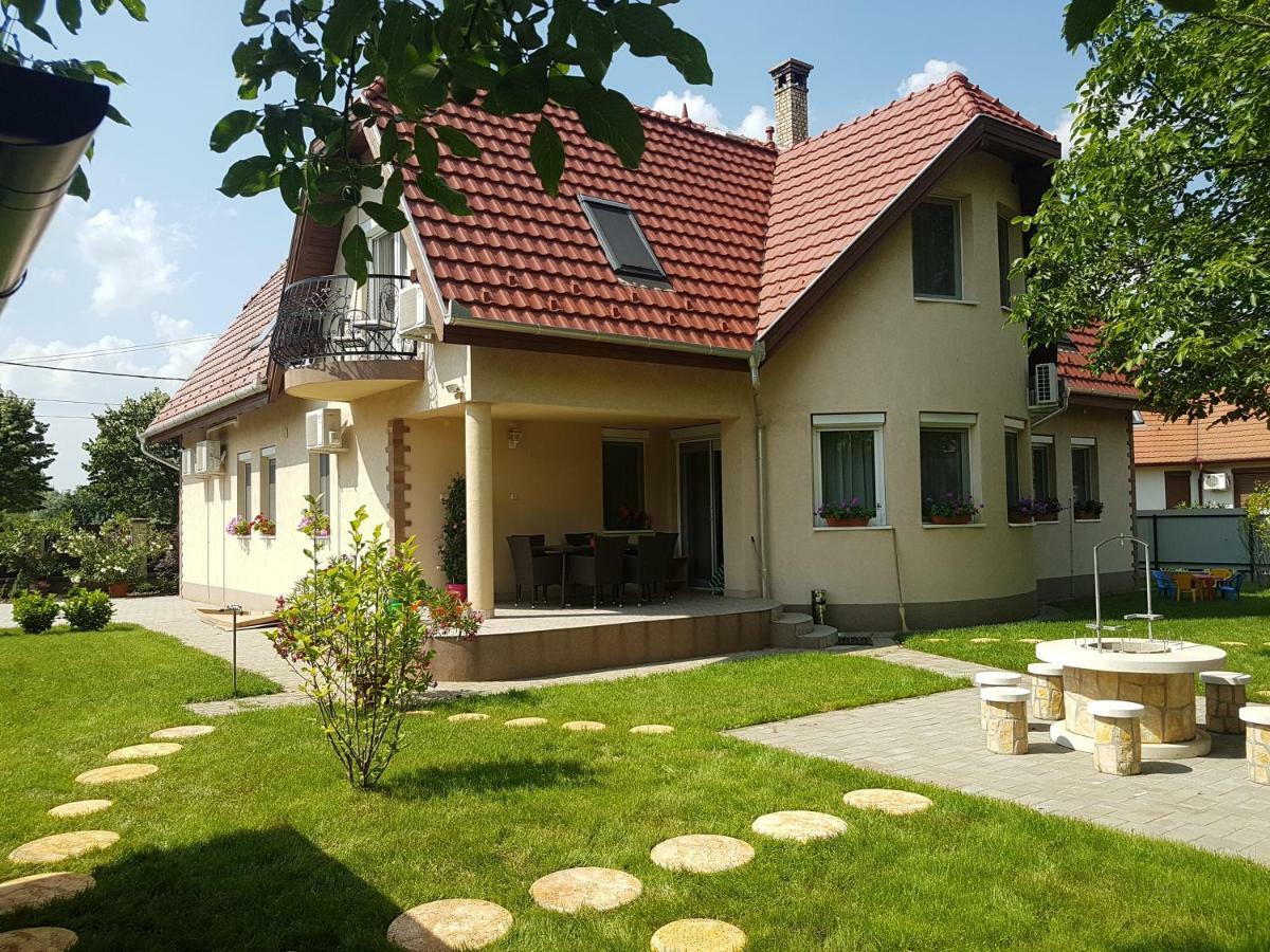 Villa Bellanova Hajdúszoboszló Εξωτερικό φωτογραφία
